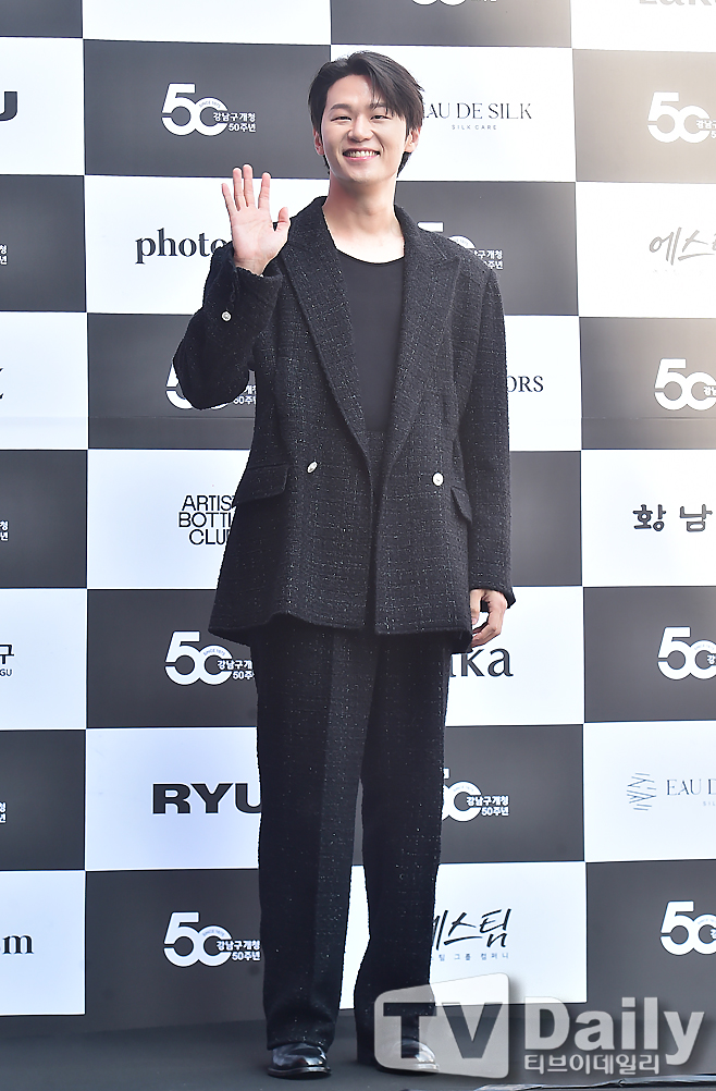 ƼºêÀ̵¥Àϸ® Æ÷Åä