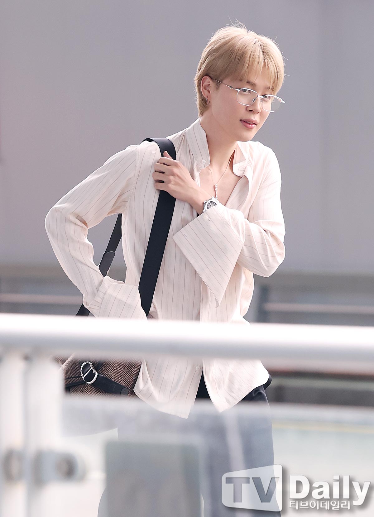 ƼºêÀ̵¥Àϸ® Æ÷Åä