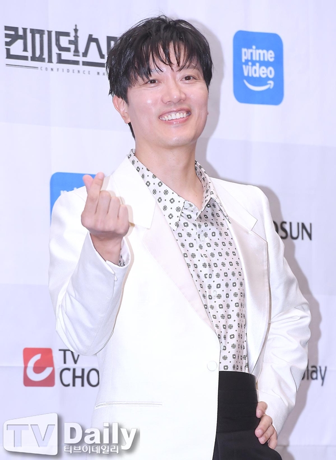 ÄÁÇÇ´ø½º¸Ç KR, ¹ÚÈñ¼ø