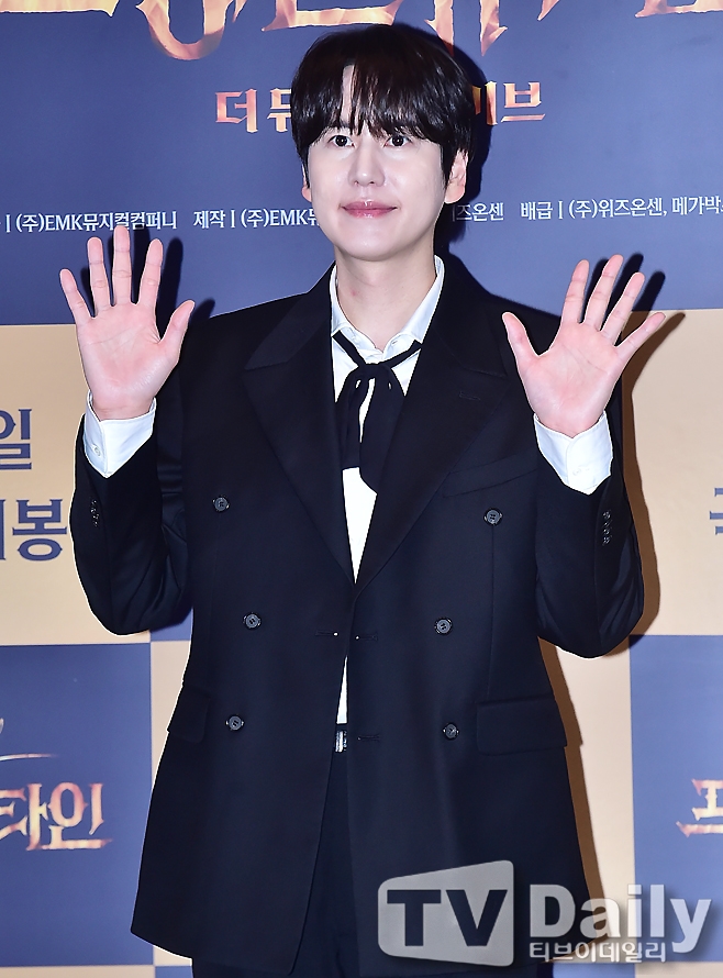 ÇÁ¶ûÄ˽´Å¸ÀÎ: ´õ ¹ÂÁöÄà ¶óÀ̺ê, ±ÔÇö