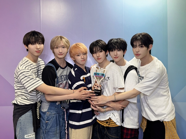 ƼºêÀ̵¥Àϸ® Æ÷Åä