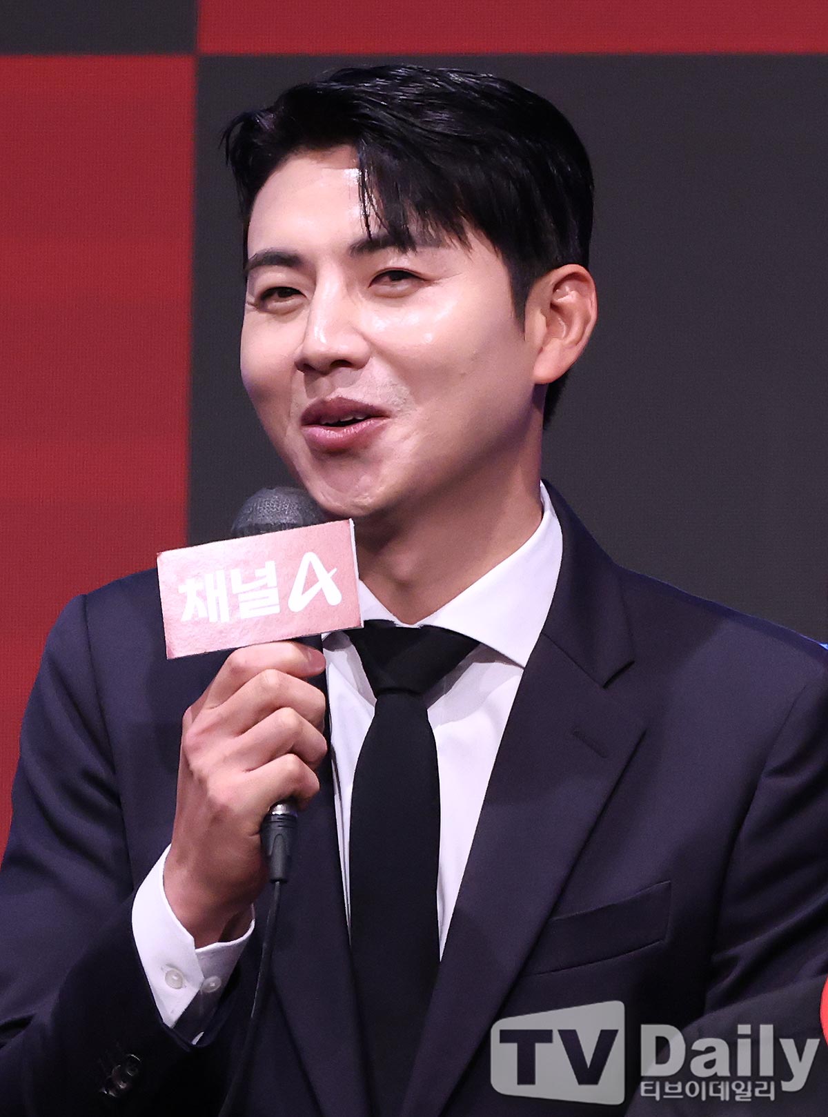 ƼºêÀ̵¥Àϸ® Æ÷Åä