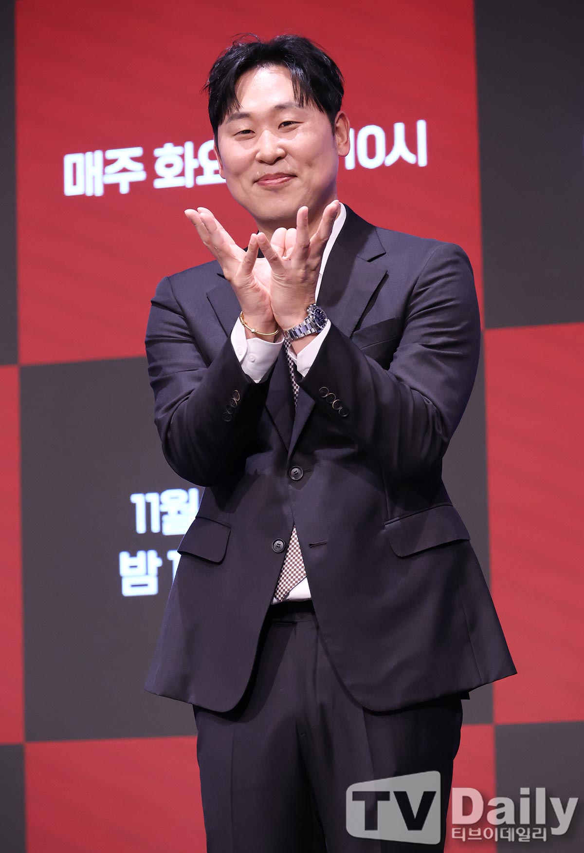 ƼºêÀ̵¥Àϸ® Æ÷Åä