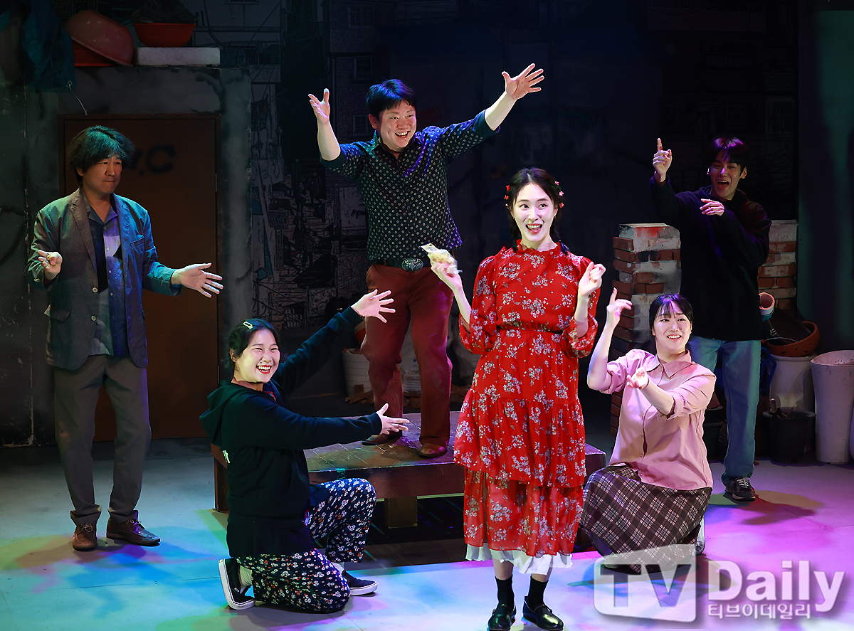 ƼºêÀ̵¥Àϸ® Æ÷Åä