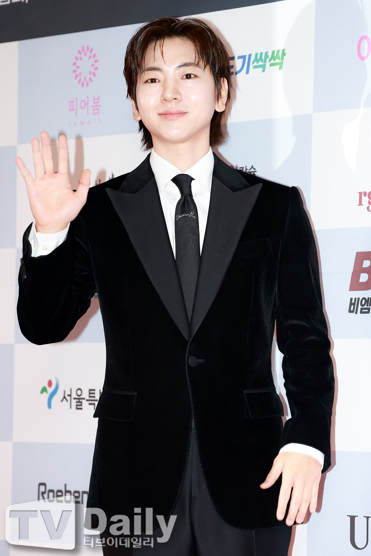 ƼºêÀ̵¥Àϸ® Æ÷Åä