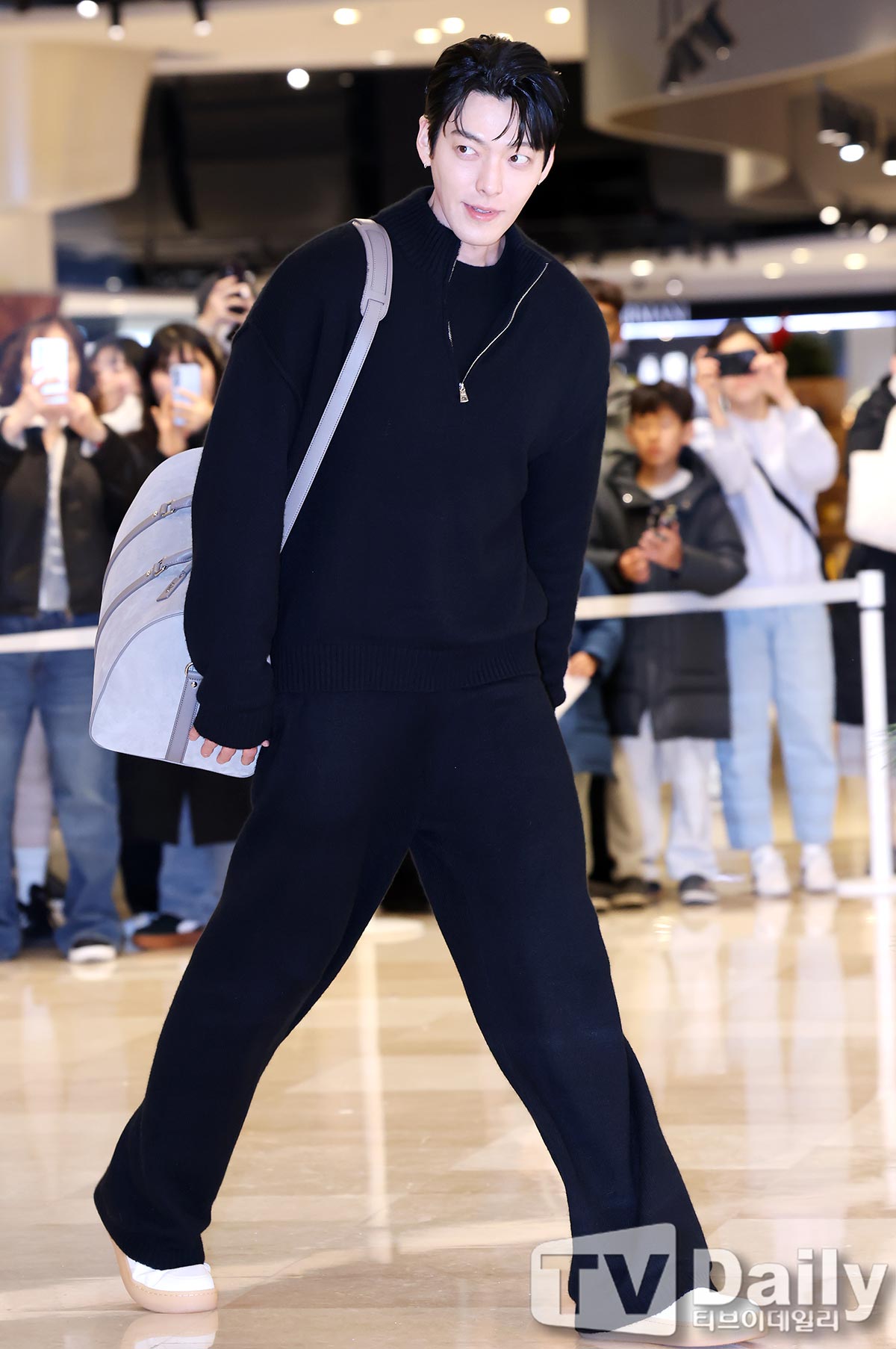 ƼºêÀ̵¥Àϸ® Æ÷Åä