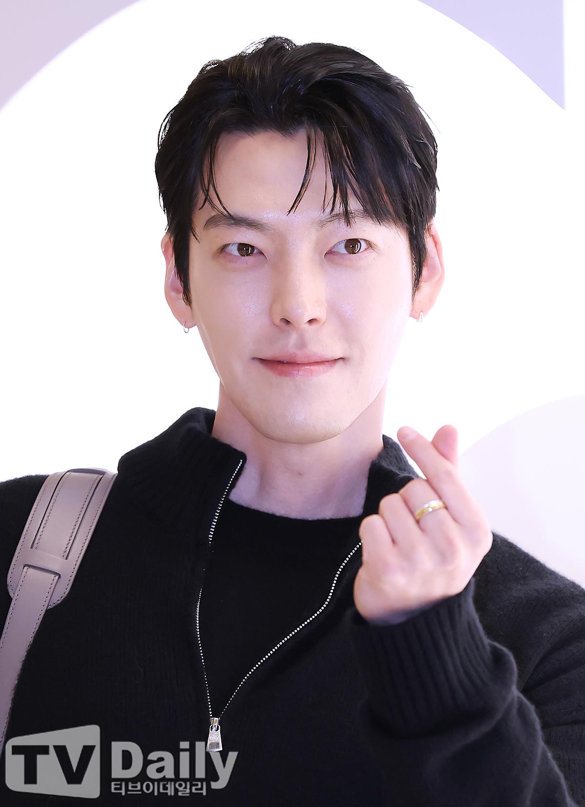 ƼºêÀ̵¥Àϸ® Æ÷Åä