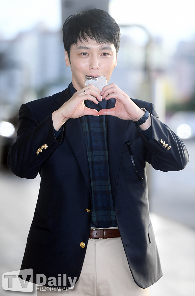 ƼºêÀ̵¥Àϸ® Æ÷Åä