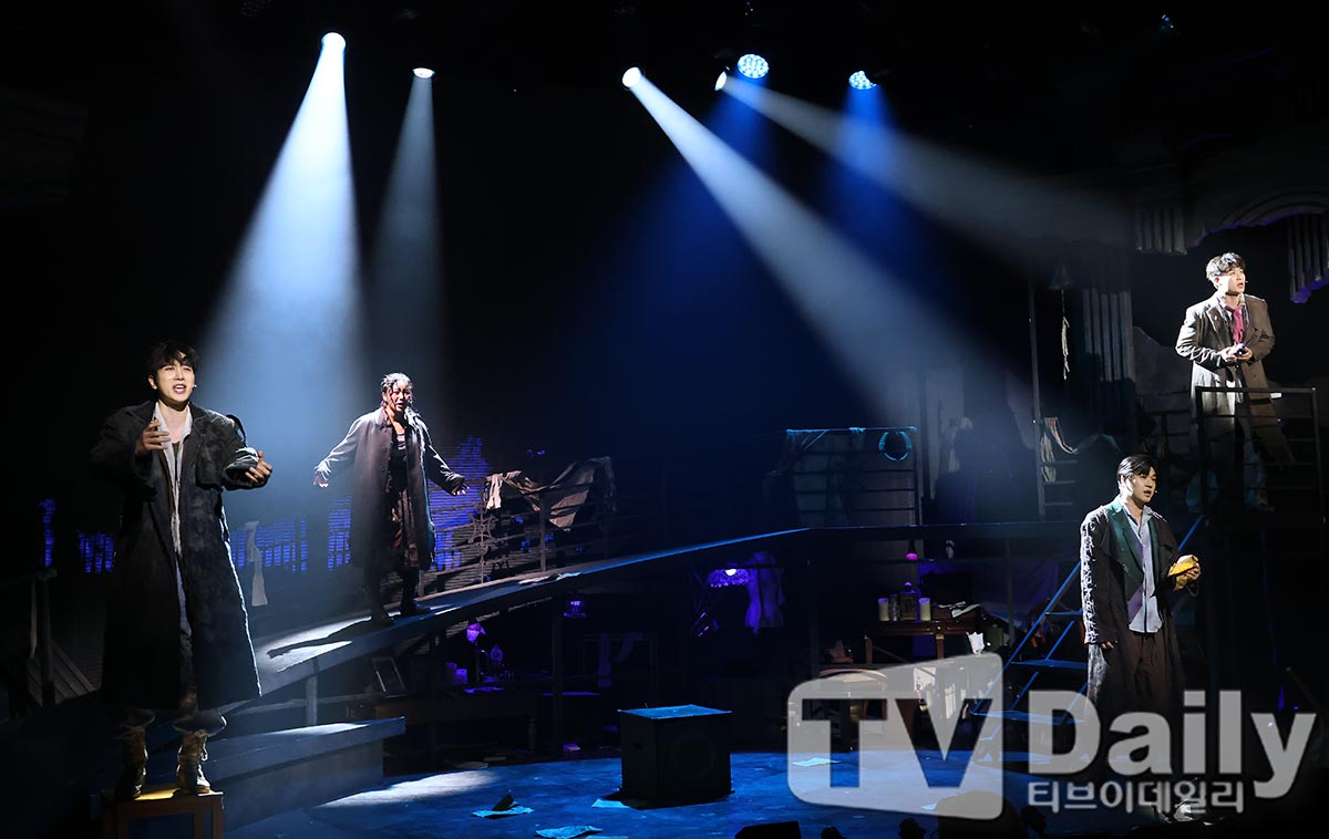 ƼºêÀ̵¥Àϸ® Æ÷Åä