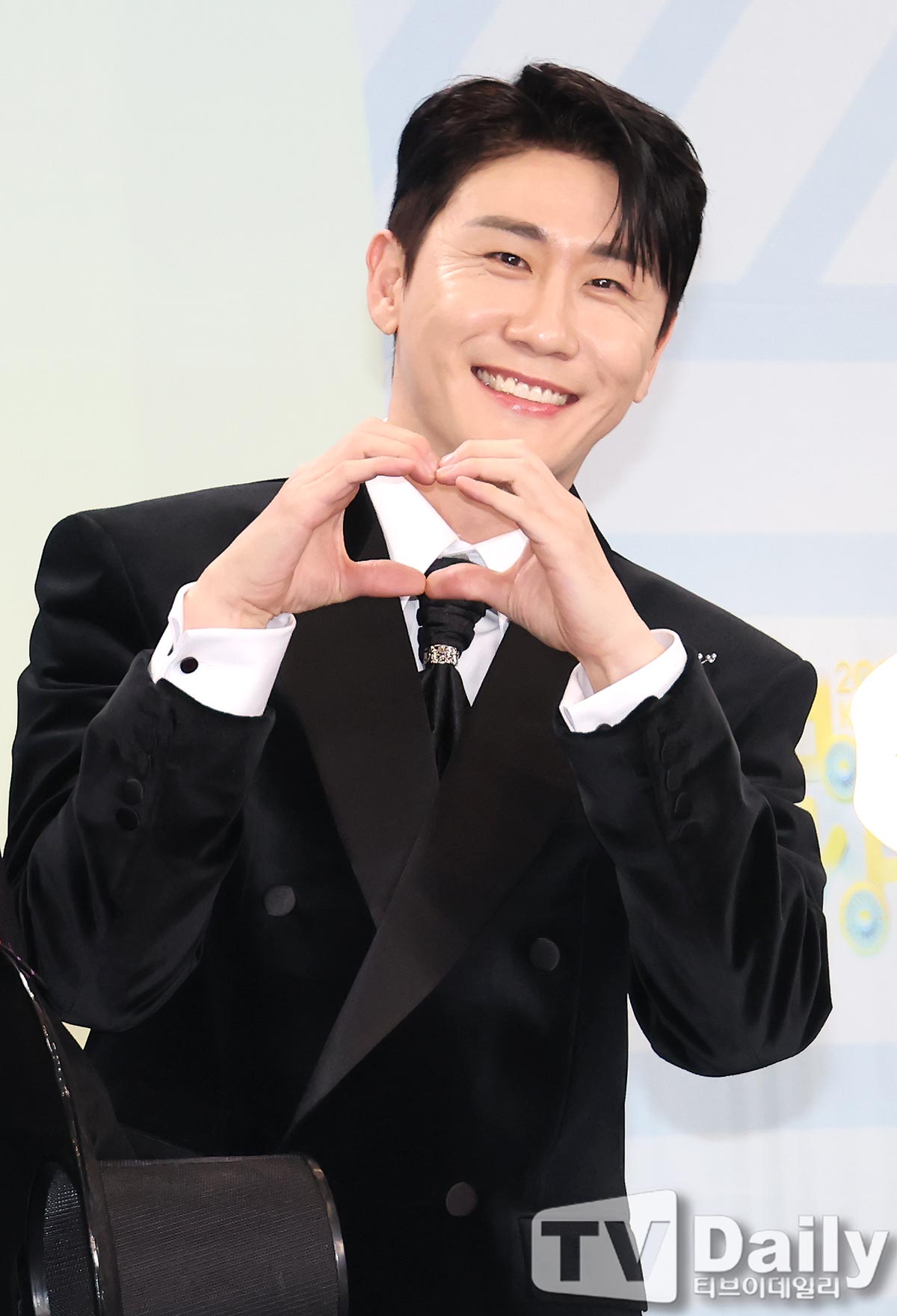 ƼºêÀ̵¥Àϸ® Æ÷Åä