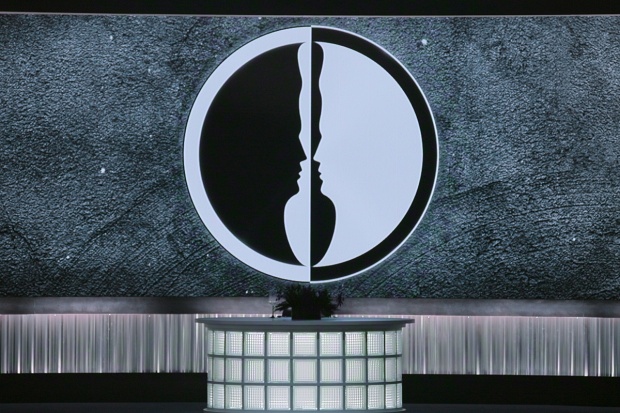 ���ø���