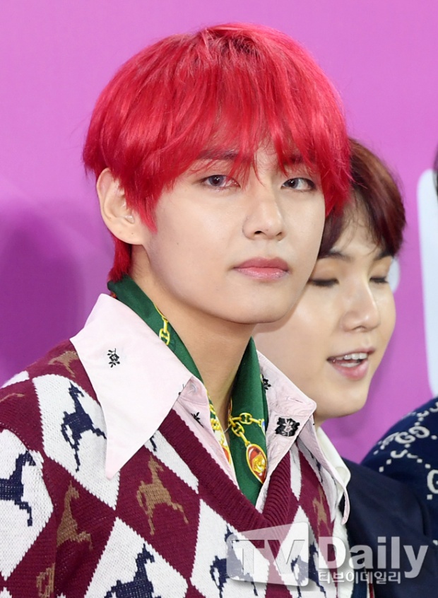 뷔