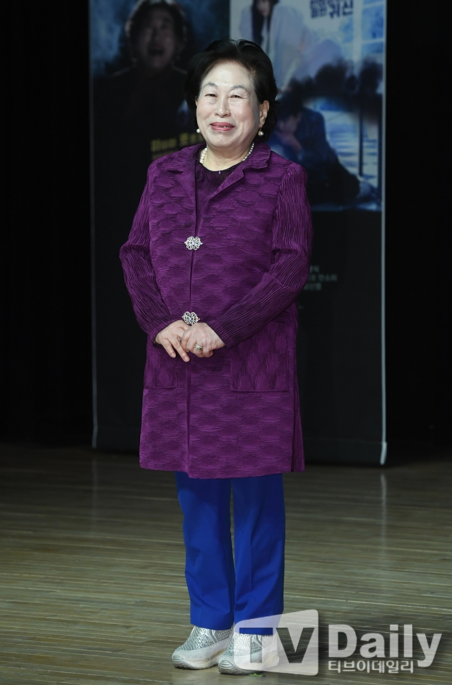 ������
