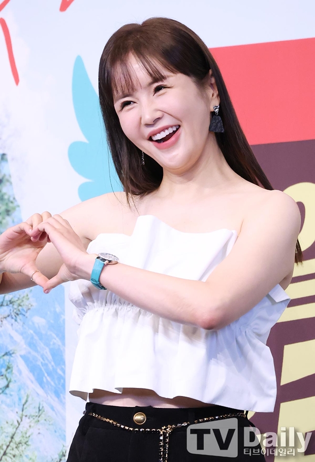 �念��