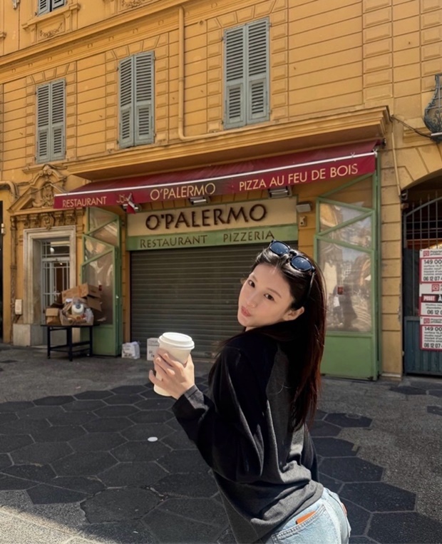 ������