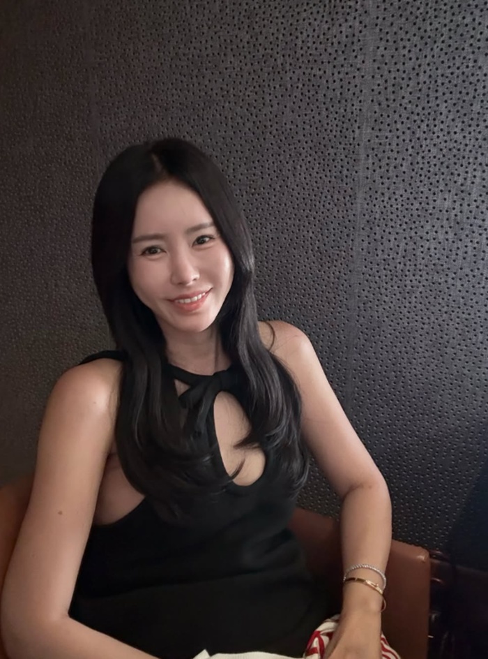 ������ SNS
