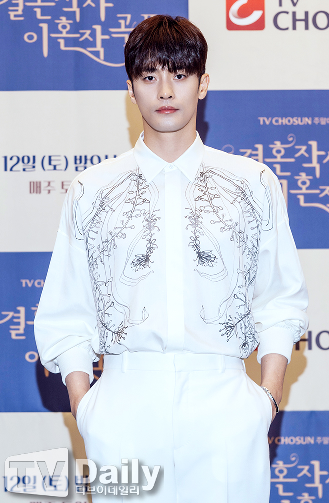 배우 성훈